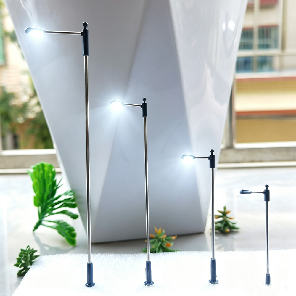 10 Pezzi Modello di Lampione S - Model Kit Runner recensione e prezzo